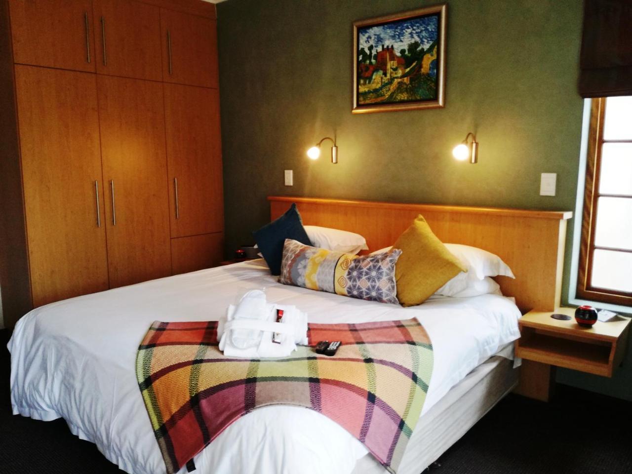 Cape Flame Guest House Port Elizabeth Ngoại thất bức ảnh